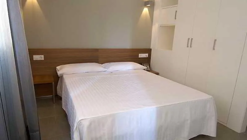 Ona Living Barcelona Aparthotel L'Hospitalet de Llobregat 4*,  Spain