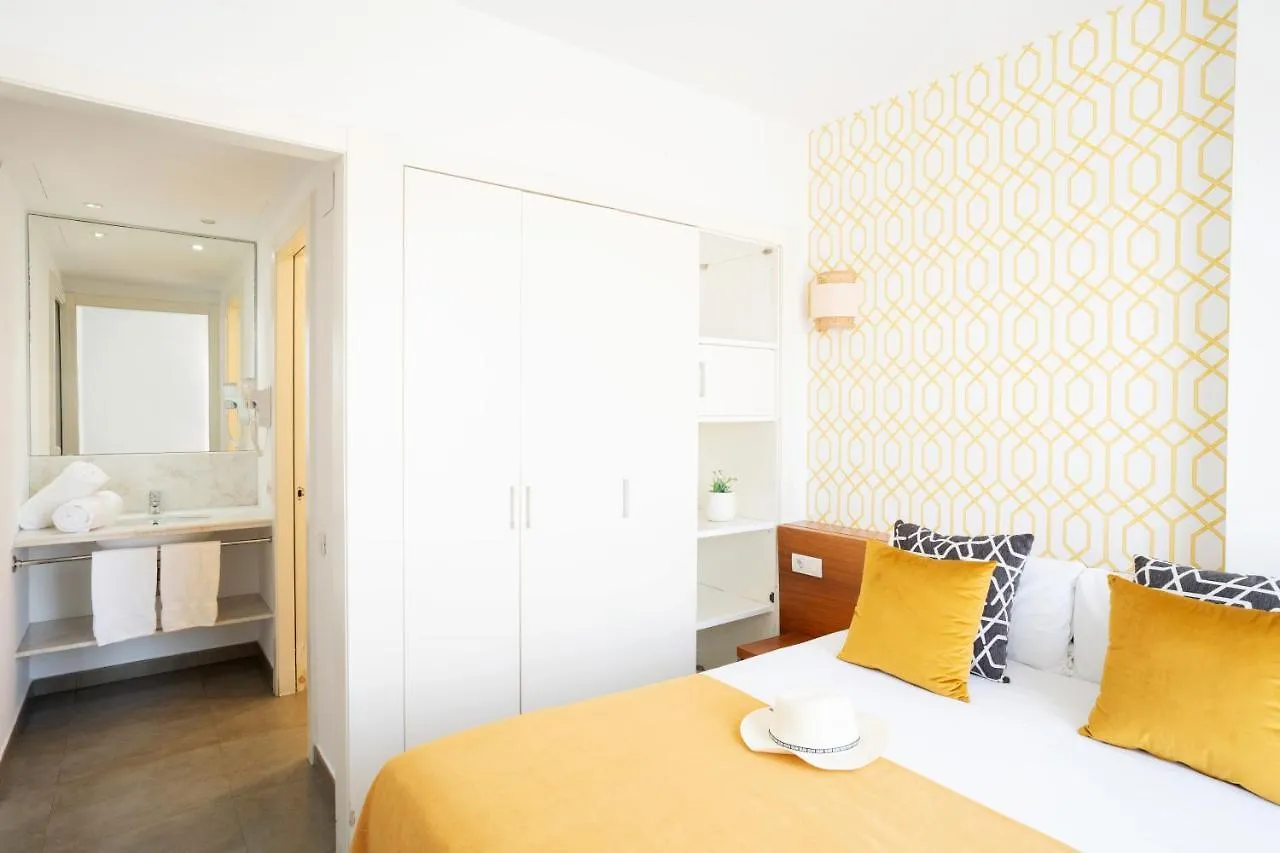 Ona Living Barcelona Aparthotel L'Hospitalet de Llobregat 4*,