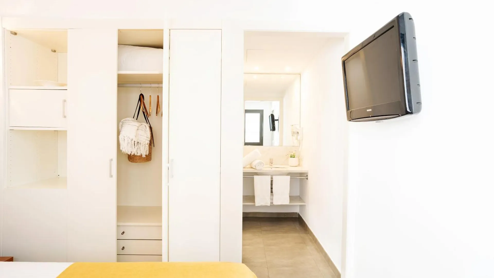 Ona Living Barcelona Aparthotel L'Hospitalet de Llobregat