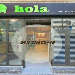 Hola Hostal Collblanc L'Hospitalet de Llobregat